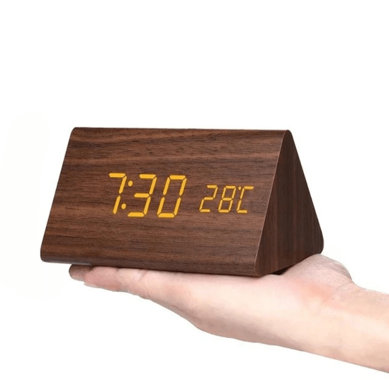 WoodSense | LED-Holzuhr mit Sprachsteuerung & Anpassbarer Helligkeit | Stilvolles Design für Komfort 0
