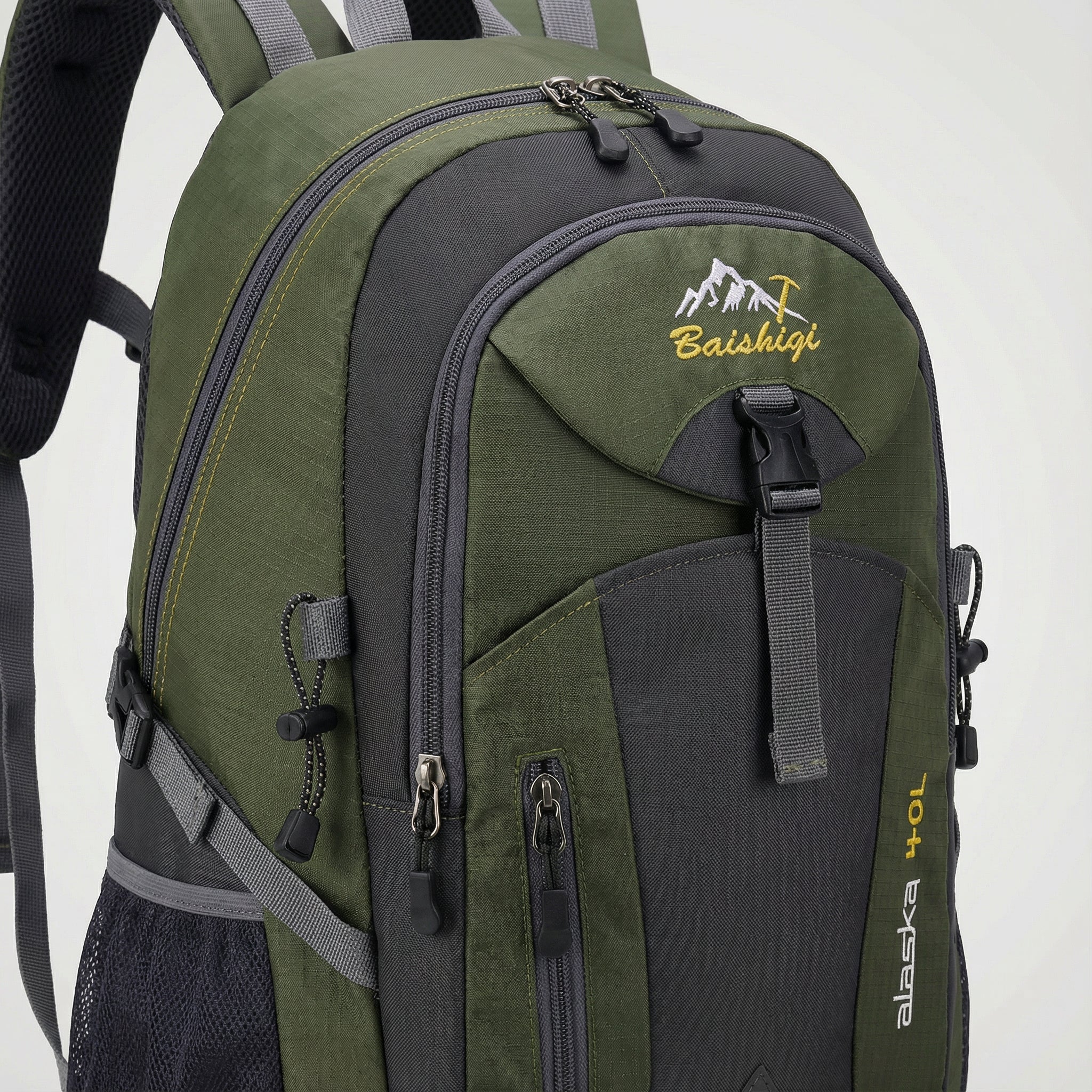 Outdoor Backpack 40L – Waterproof Design with Comfortable Carrying System