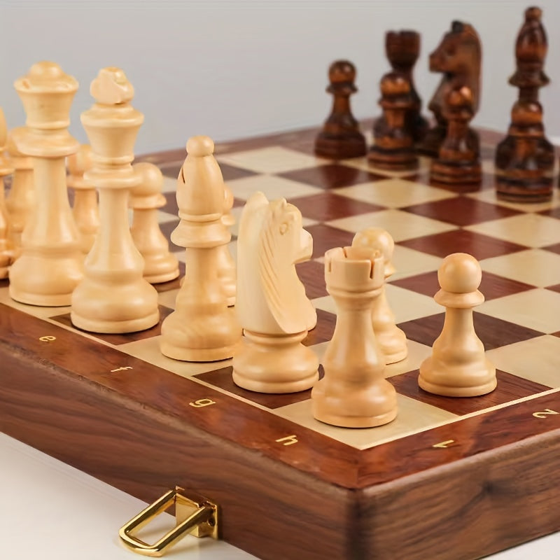 Regalis – Wooden chess set with foldable tournament board & storage space