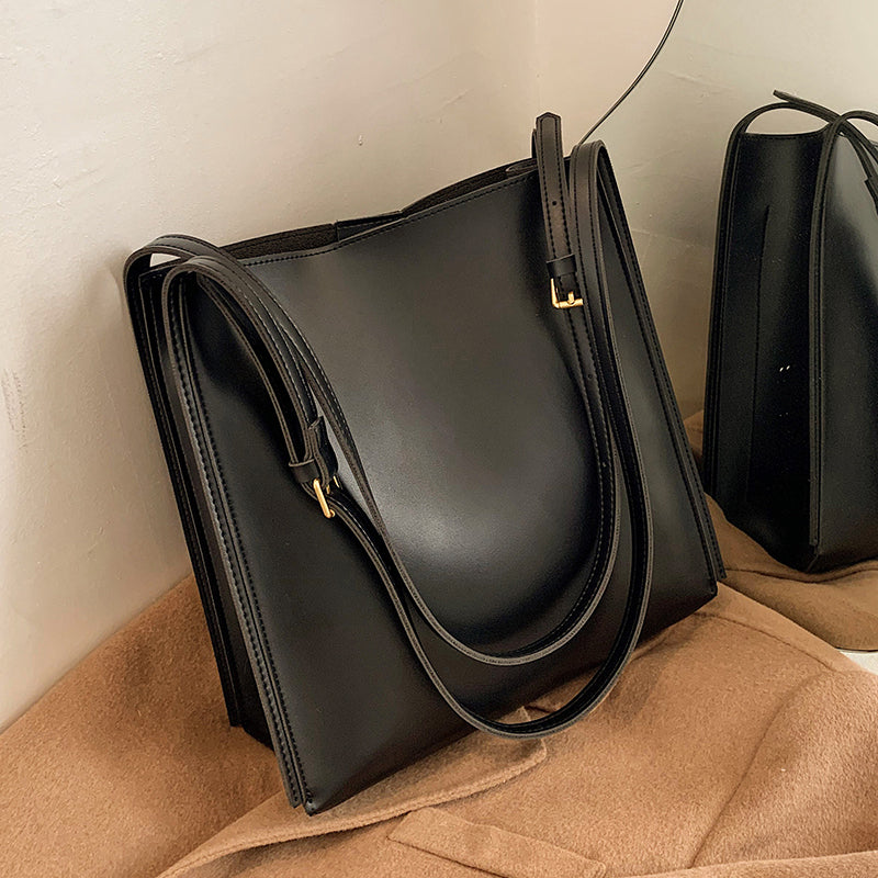 Revalki Soof Shoulder Bag