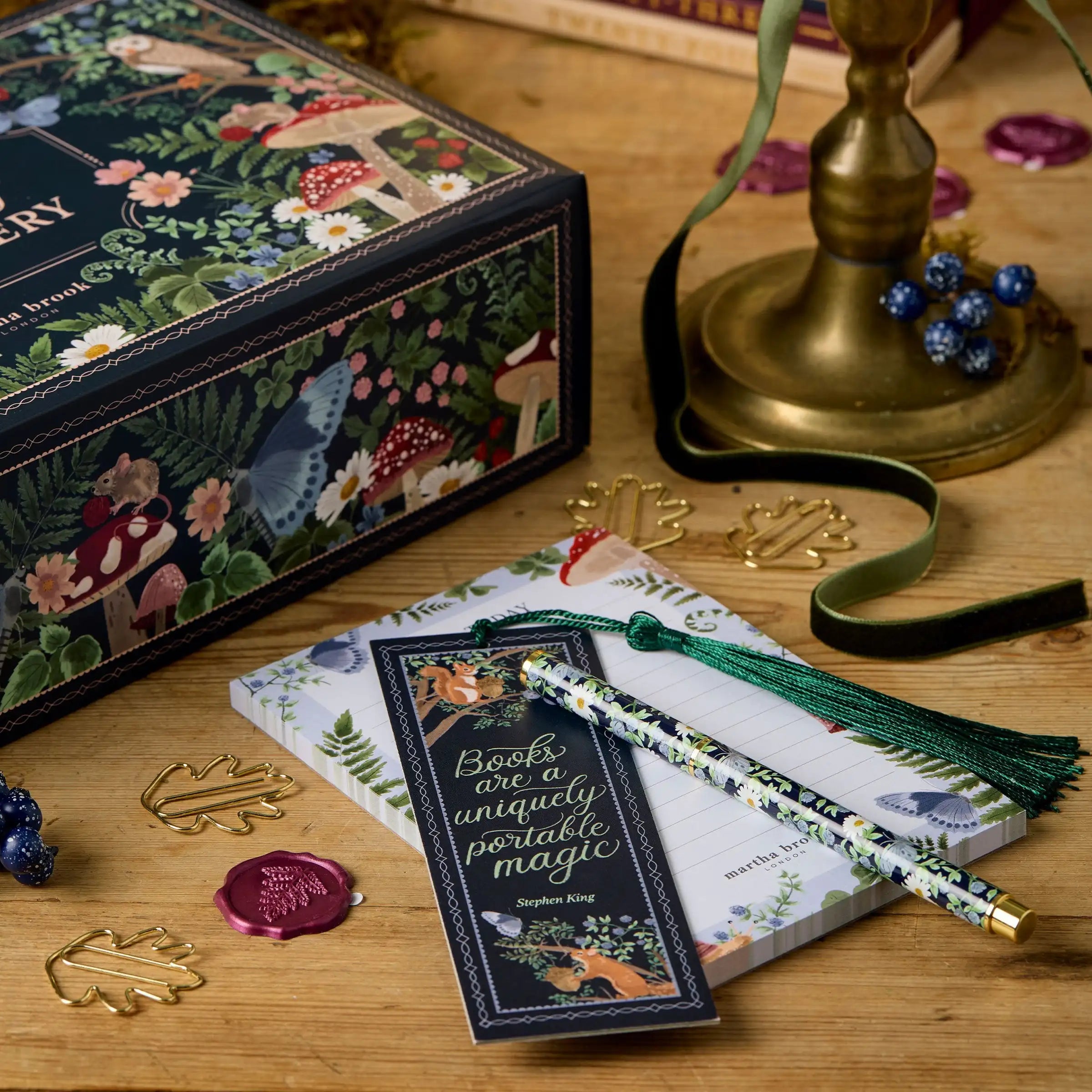 CraftJoy Adventskalender – 24 creatieve schrijfwaren-verrassingen