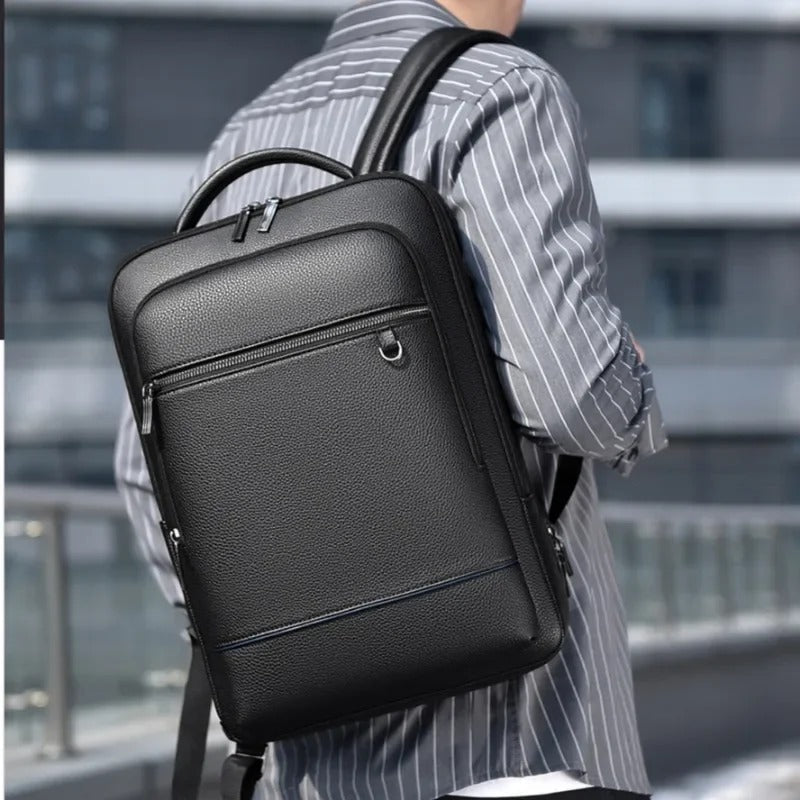 Velluto – Leather backpack with USB & laptop compartment – Business & daily use Men
