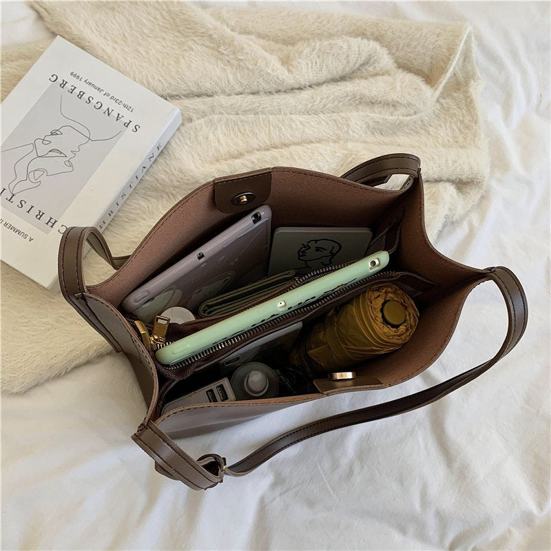 Revalki Soof Shoulder Bag
