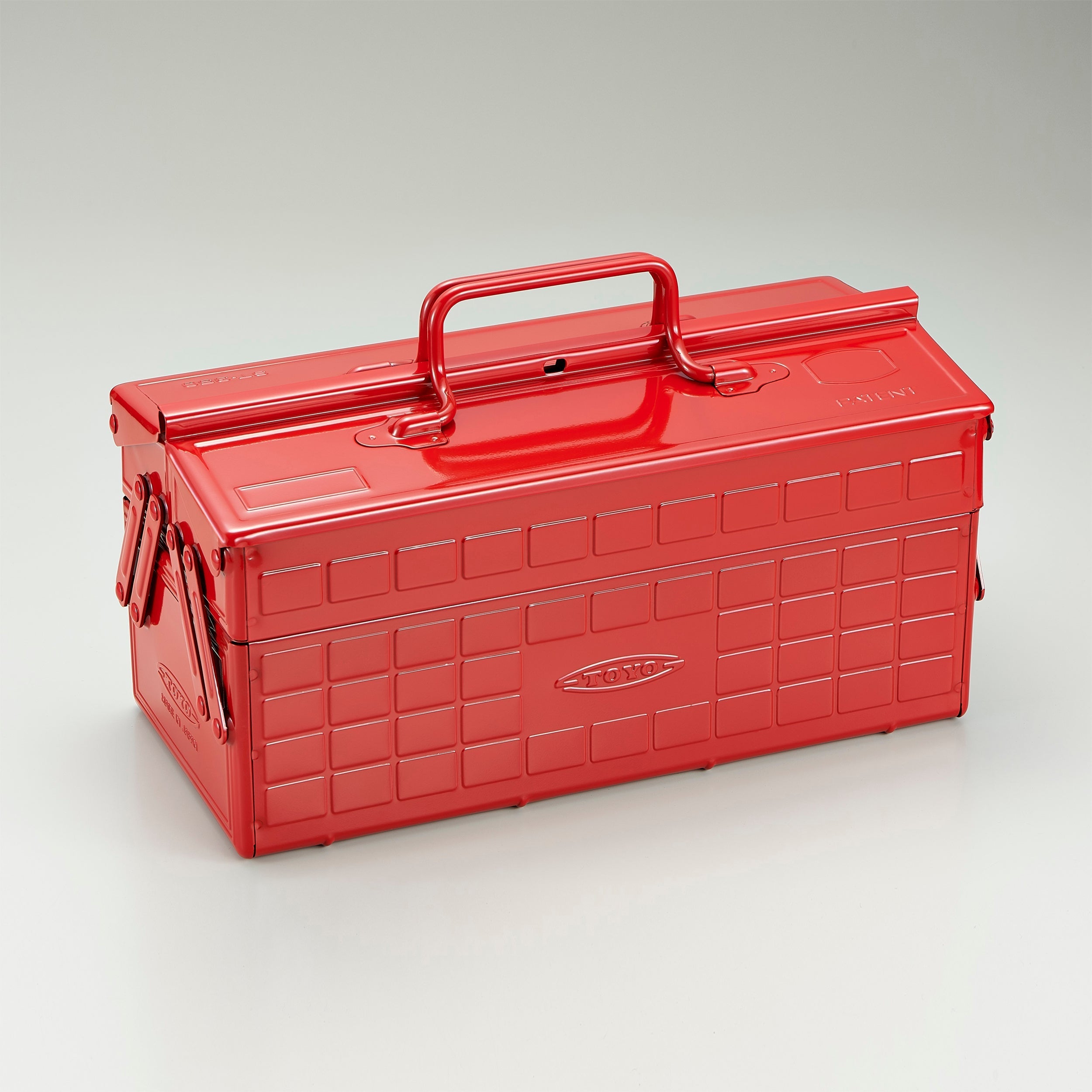 Metavor – ST-350 steel toolbox with compartments & lock opening