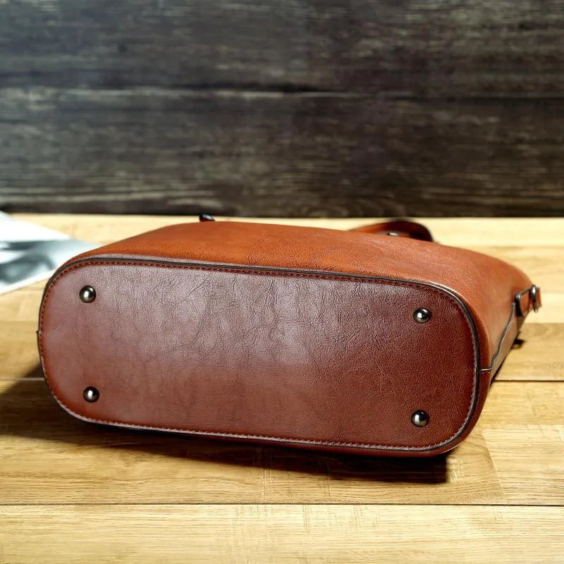 Melzano Camel bossa de cos creuat