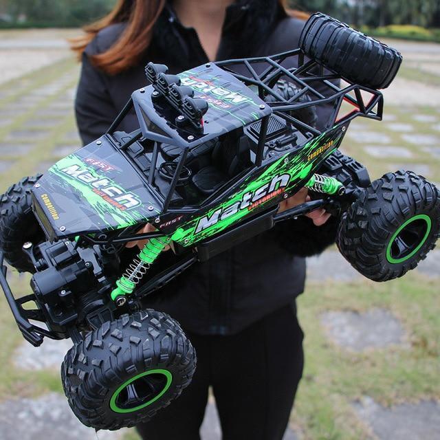 Beasttrek X4 RC Coche 4x4 – Todoterreo a 2,4 GHz con 50m Alcance e Amortecemento de impactos