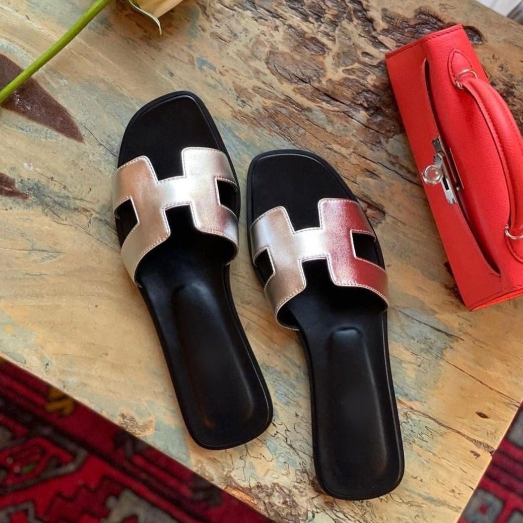 Luxe Women's Slippers – Elegant Design with Comfortable Fit