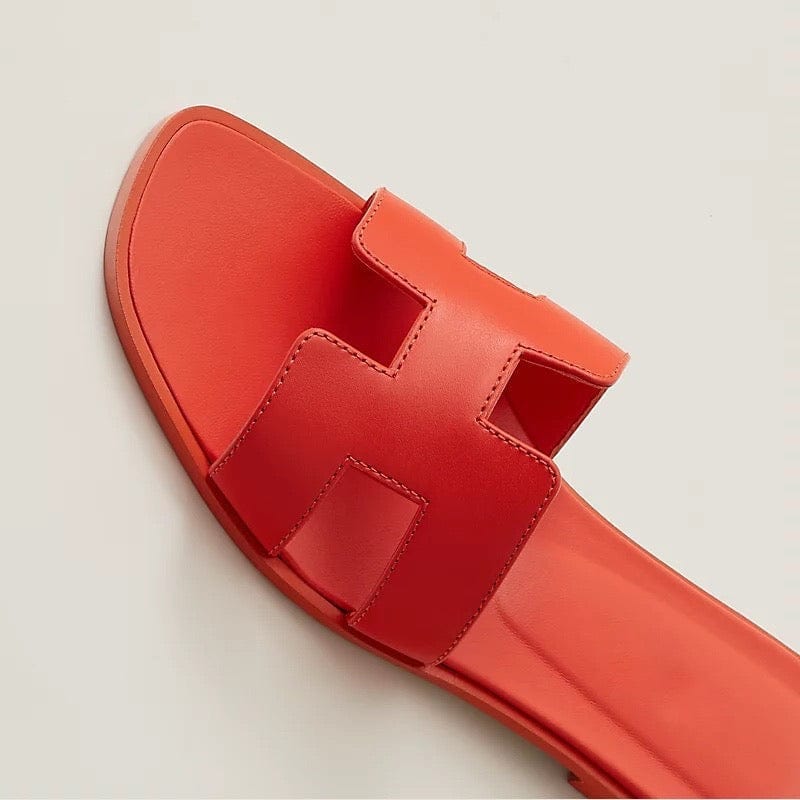 Luxe Women's Slippers – Elegant Design with Comfortable Fit