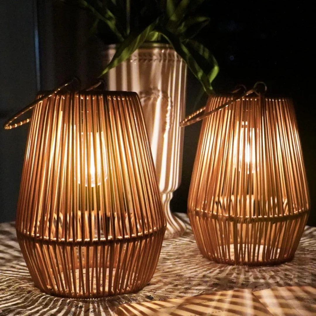 SunWeave – Farol de jardín impermeable hecho a mano con energía solar