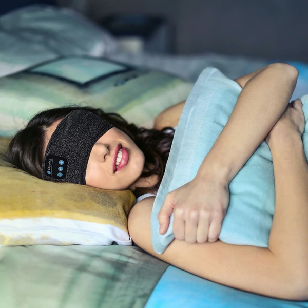 Revalki Ultimativer Schlafkomfort mit Bluetooth Schlafmaske  