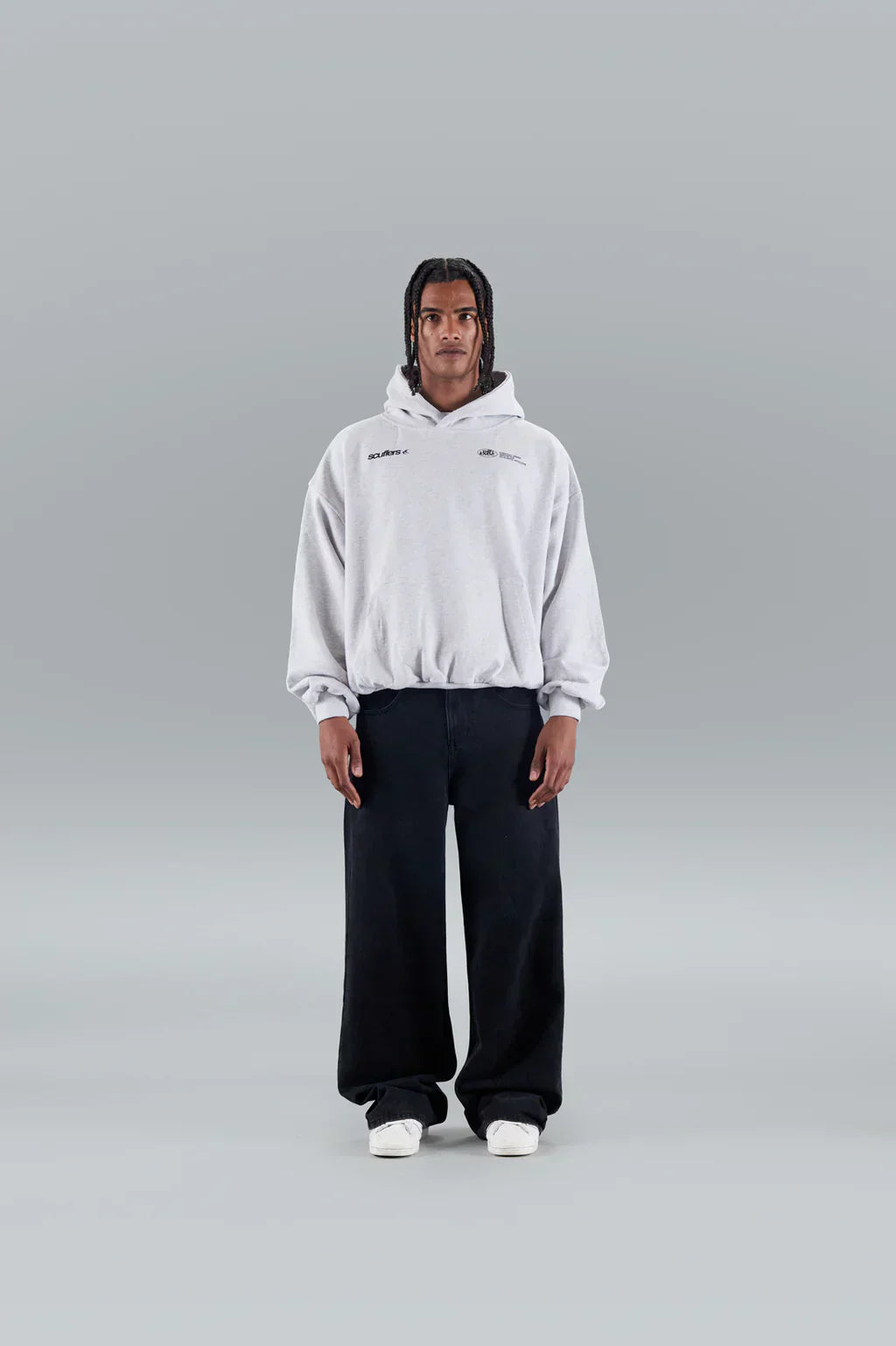 HeartWear – Lotte Hoodie | Symbol der Selbstliebe & Zeitloser Komfort