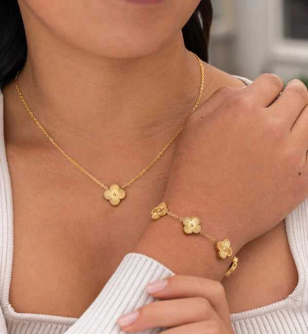 Julia – Set de joyería Klaver en oro y nácar | Lujo atemporal