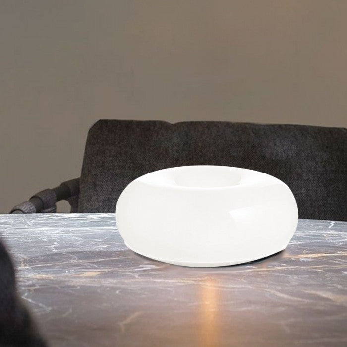 Lumevia - Minimalistische Tisch- und Wandleuchte im Bauhaus-Stil  