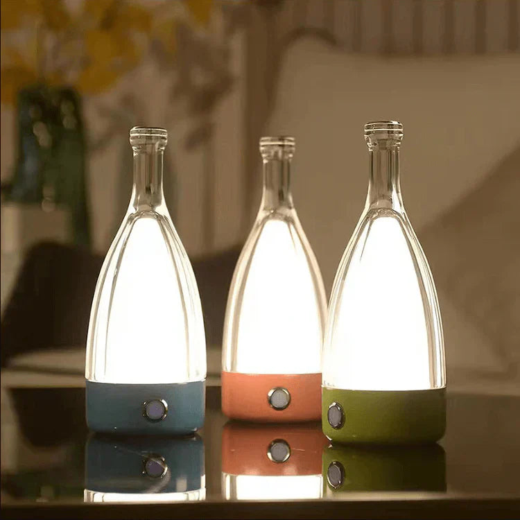VinoGlow | Lámpara de mesa recargable en deseño de botella de viño