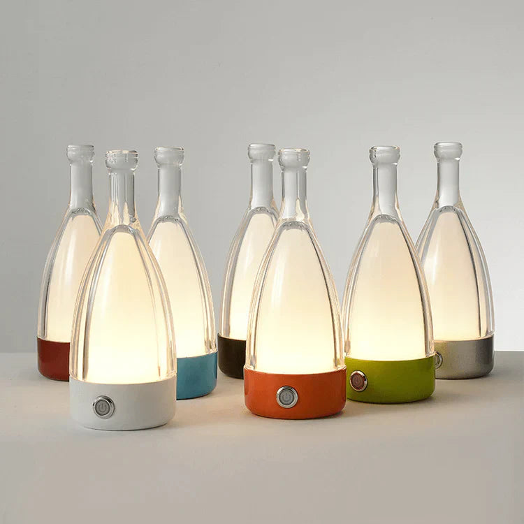 VinoGlow | Lámpara de mesa recargable en deseño de botella de viño