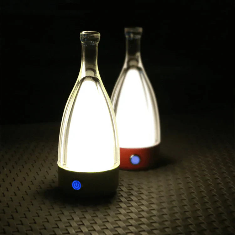 VinoGlow | Lámpara de mesa recargable en deseño de botella de viño