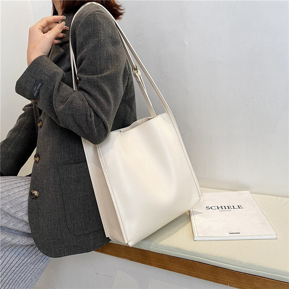 Revalki Soof Shoulder Bag